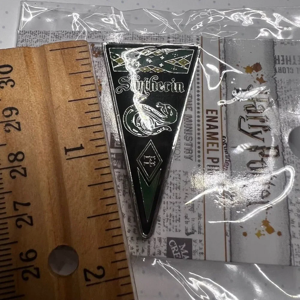Harry Potter Slytherin Enamel Pin Loungefly Ages 8-13